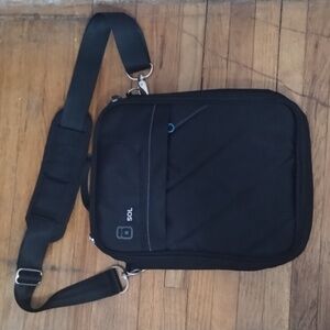 SOL Men's Black Messenger Bag